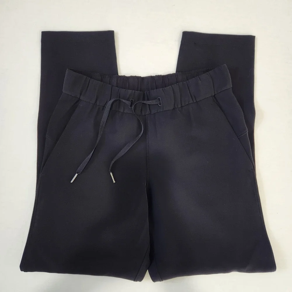 Lululemon On The Fly Pant Size 4 Woven 27